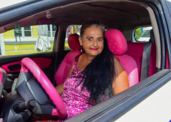 Prazo de vistoria obrigatória para táxis vai até 10 de dezembro; 60% dos motoristas ainda não regularizaram a situação