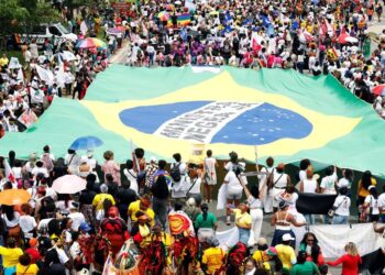 Marcha das Mulheres Negras: Mobilização trouxe pautas centrais como reparação histórica, enfrentamento à violência racial e de gênero e participação política