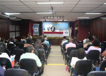 Bahia: Encontro estadual discute políticas públicas para pessoas cegas e com baixa visão