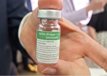 Vacinação: Entenda como vai funcionar a primeira vacina contra a dengue com produção 100% nacional