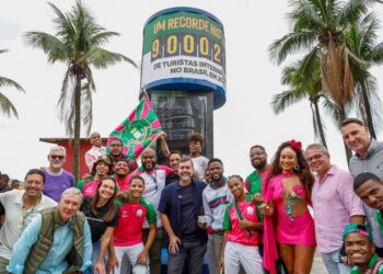 Brasil: Marco de 9 milhões de turistas estrangeiros oficializado no Turistômetro da Orla de Copacabana