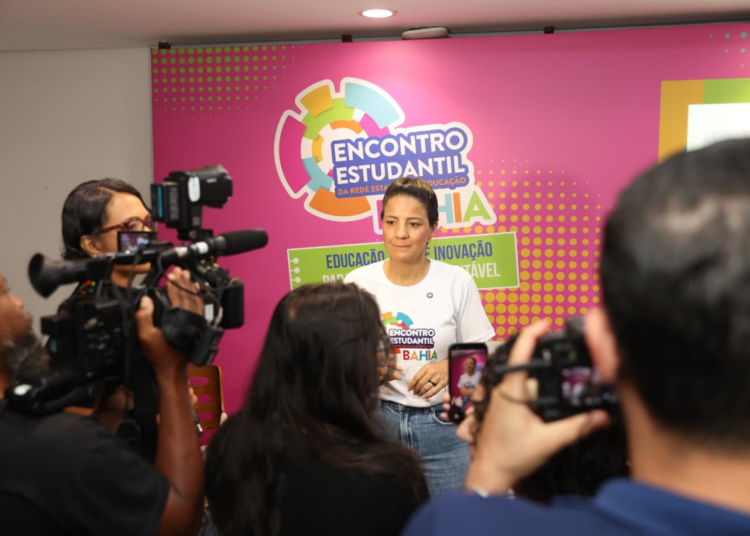 Rede Estadual: SEC anuncia Projeto Férias na Escola durante abertura do Encontro Estudantil 2025