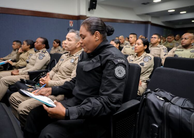 Capacitação: Formação em Direitos Humanos é realizada para forças de segurança do Estado