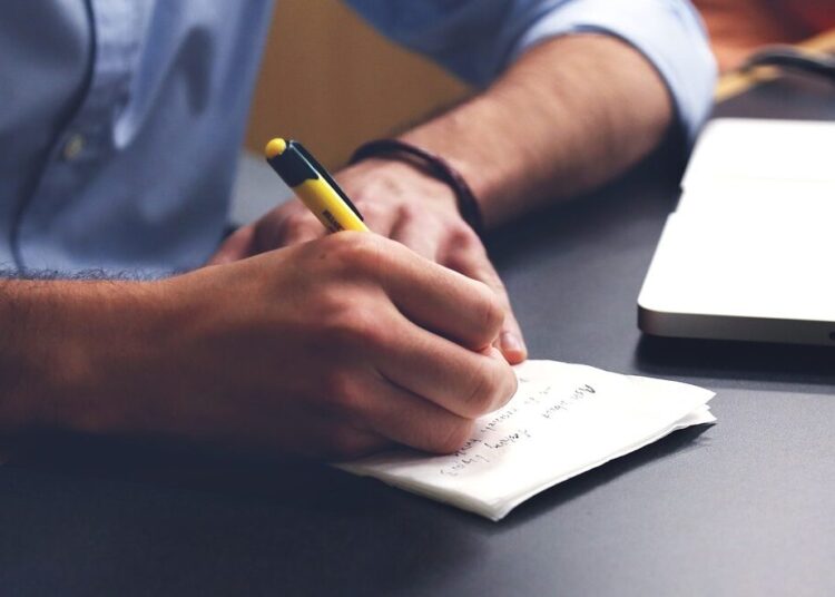 Economia: MEIs excluídos do Simples Nacional têm até 31 de janeiro para regularizar pendências e voltar ao regime simplificado