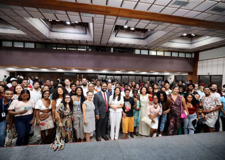 Governo da Bahia: Aula inaugural marca início dos cursos do PRONASCI Juventude em Salvador