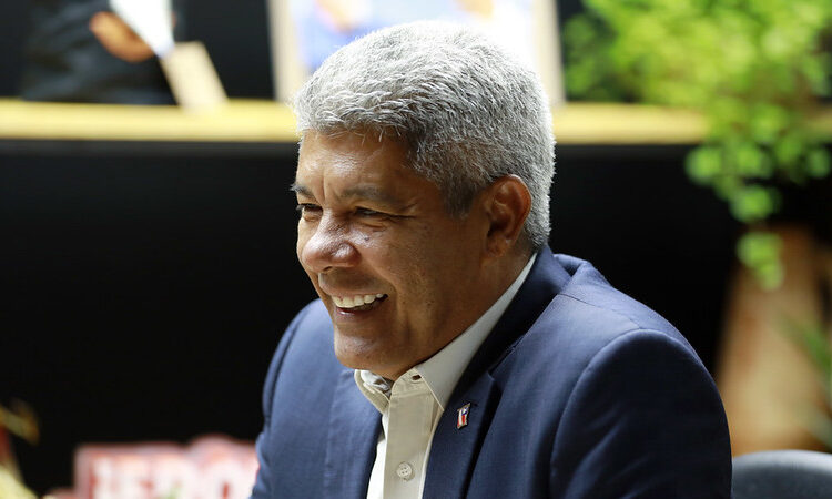 Atenção: Jerônimo anuncia ponto facultativo na segunda-feira (20), véspera do feriado de Tiradentes