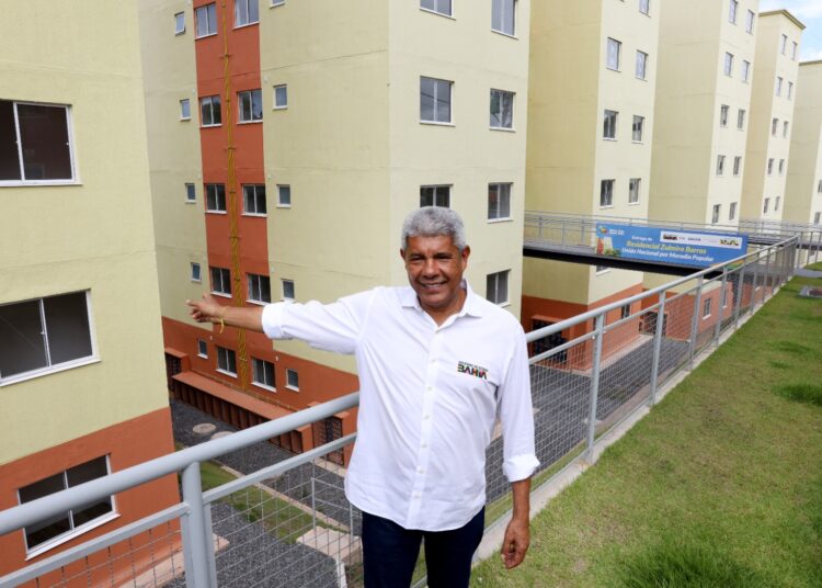 Salvador: Entrega do Residencial Zulmira Barros beneficia 300 famílias