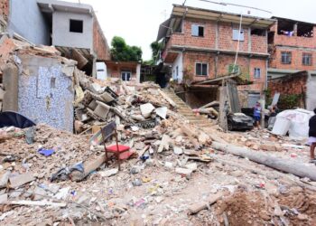 Prevenção: Codesal evacua seis edificações no entorno de prédio que desabou em Luís Anselmo