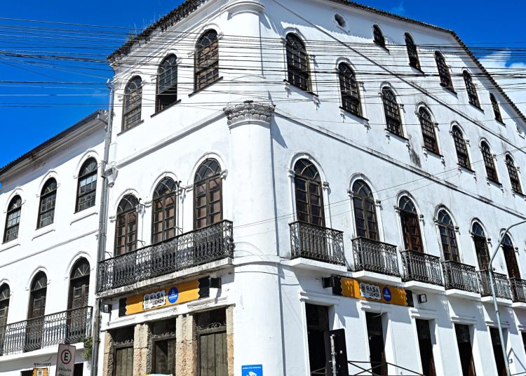 Obras de reestruturação da Casa do Benin avançam; reabertura está prevista para a Flipelô