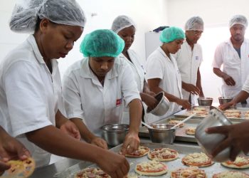 Prefeitura lança 150 vagas em cursos gratuitos voltados à indústria e ao setor gastronômico