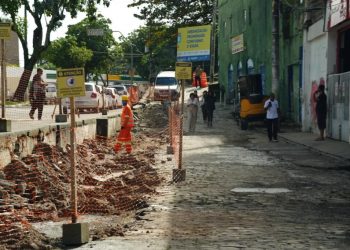 Melhorias: Prefeitura de Salvador inicia obras de requalificação do calçadão da Avenida Contorno