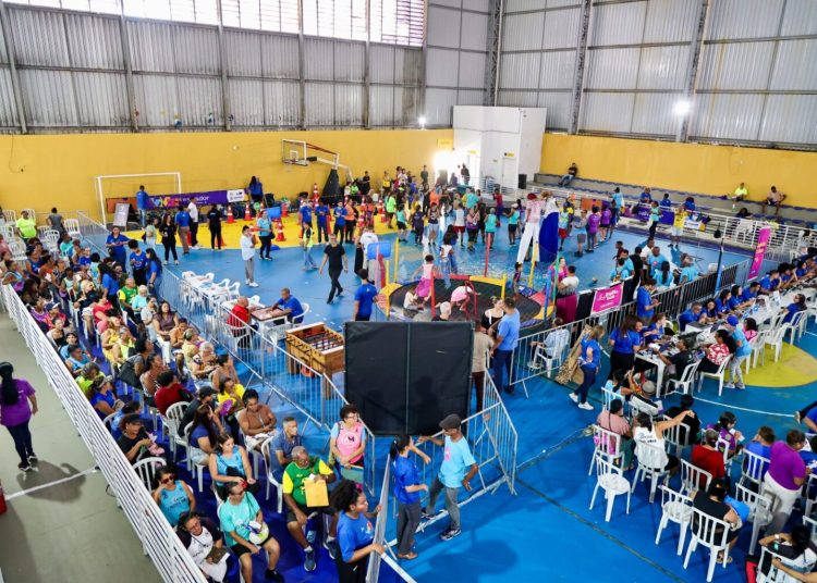 Prefeitura de Salvador: Projeto Viver Salvador leva mais de 50 serviços municipais a moradores de São Marcos