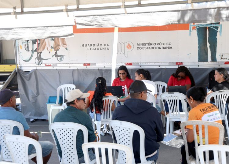MP Comunidade: MPBA promove cidadania e reflexão sobre justiça, soberania e educação na VII Feira Literária Internacional de Canudos