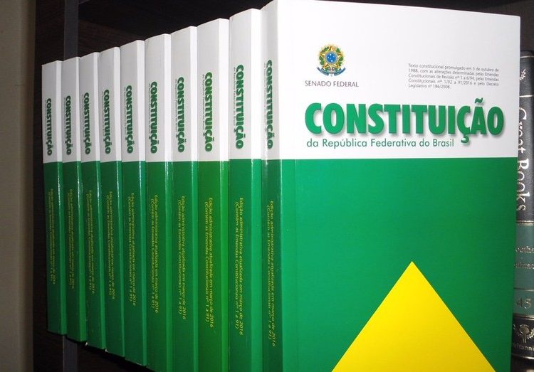 Constituição completa 38 anos com ampliação de direitos e 139 emendas