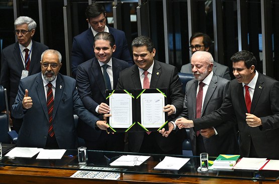 Emenda Constitucional garante fim da escala 6×1